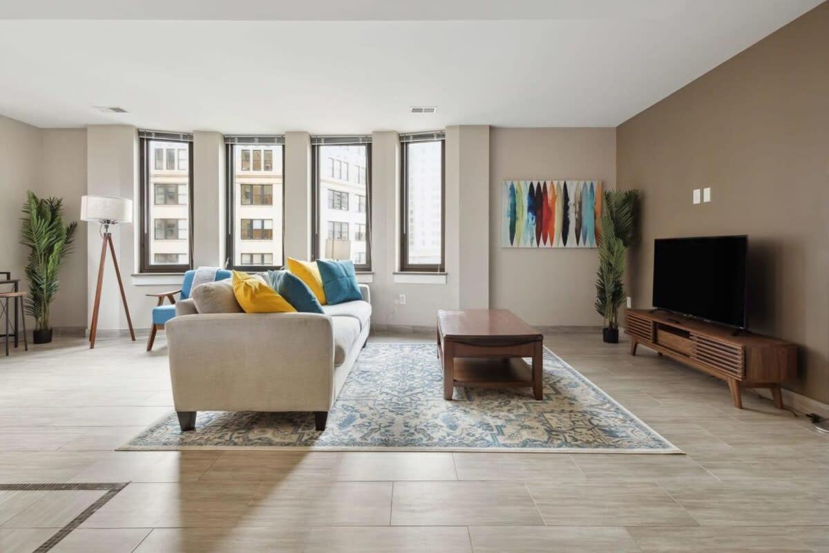 2Br Downtown Luxury Getaway Apartment Detroit Exterior photo