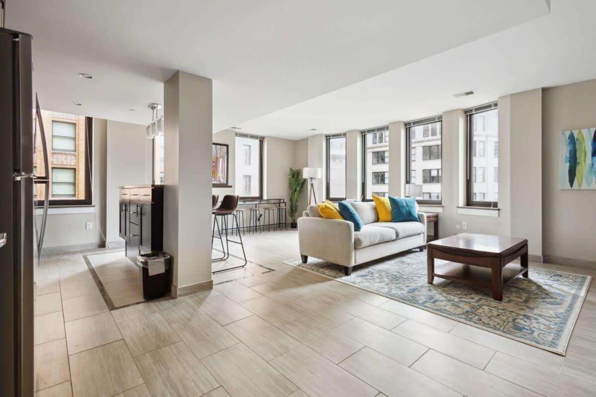 2Br Downtown Luxury Getaway Apartment Detroit Exterior photo